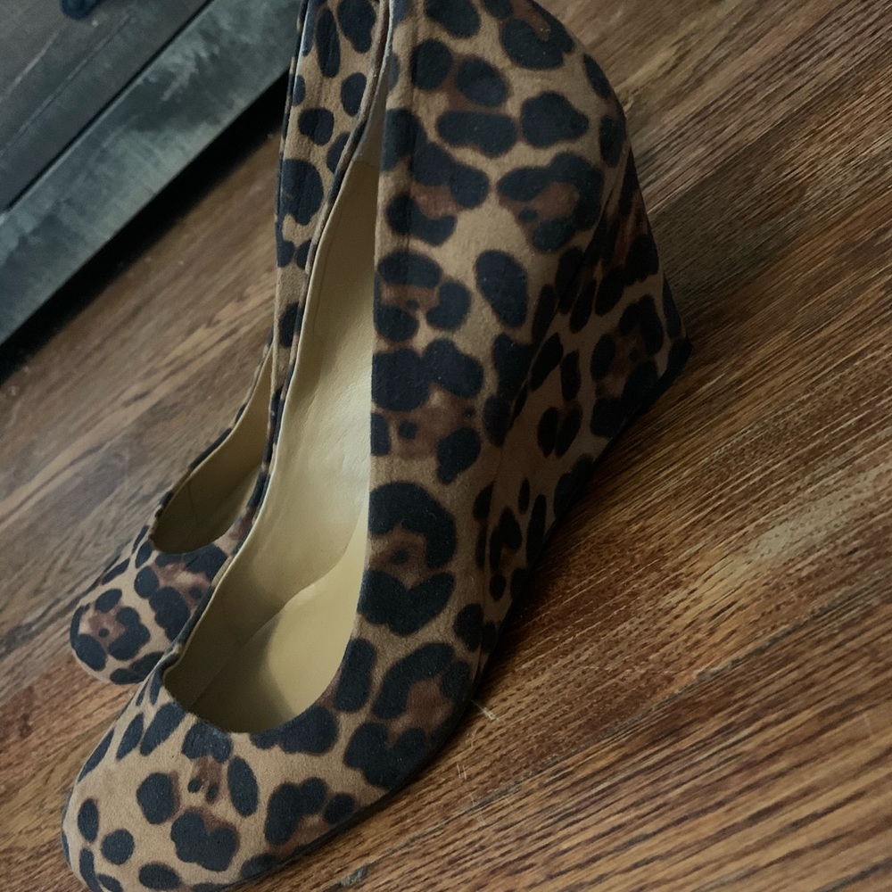 Jessica Simpson Leopard Wedges size 9